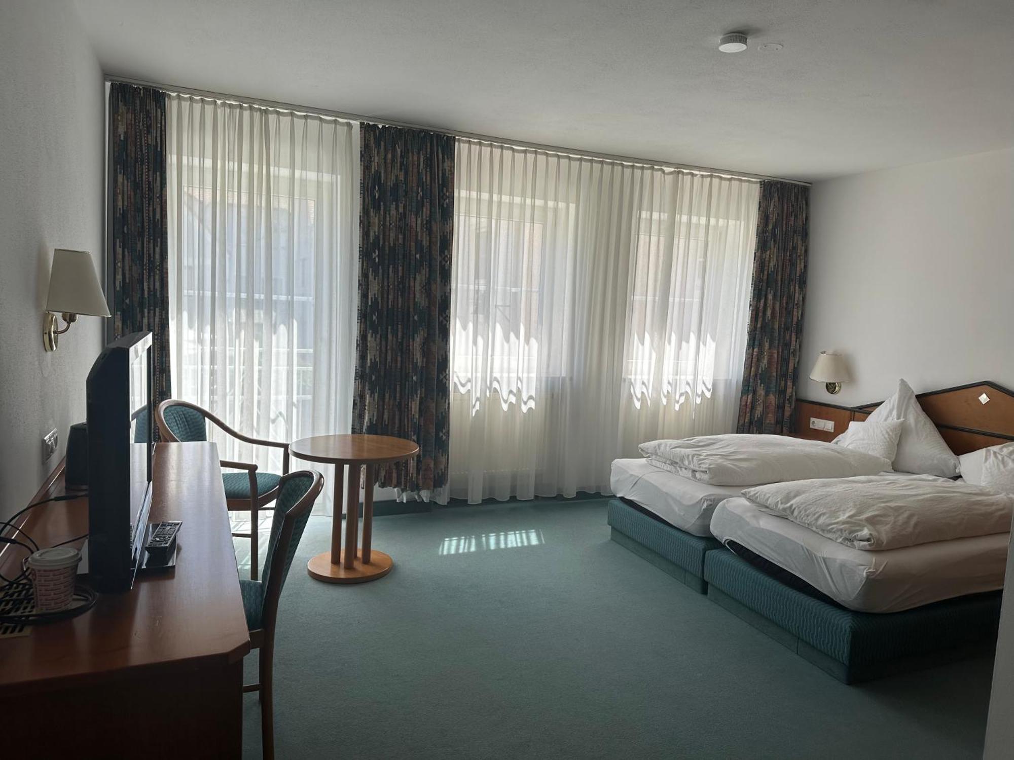 St Hotel Reichertshofen 外观 照片