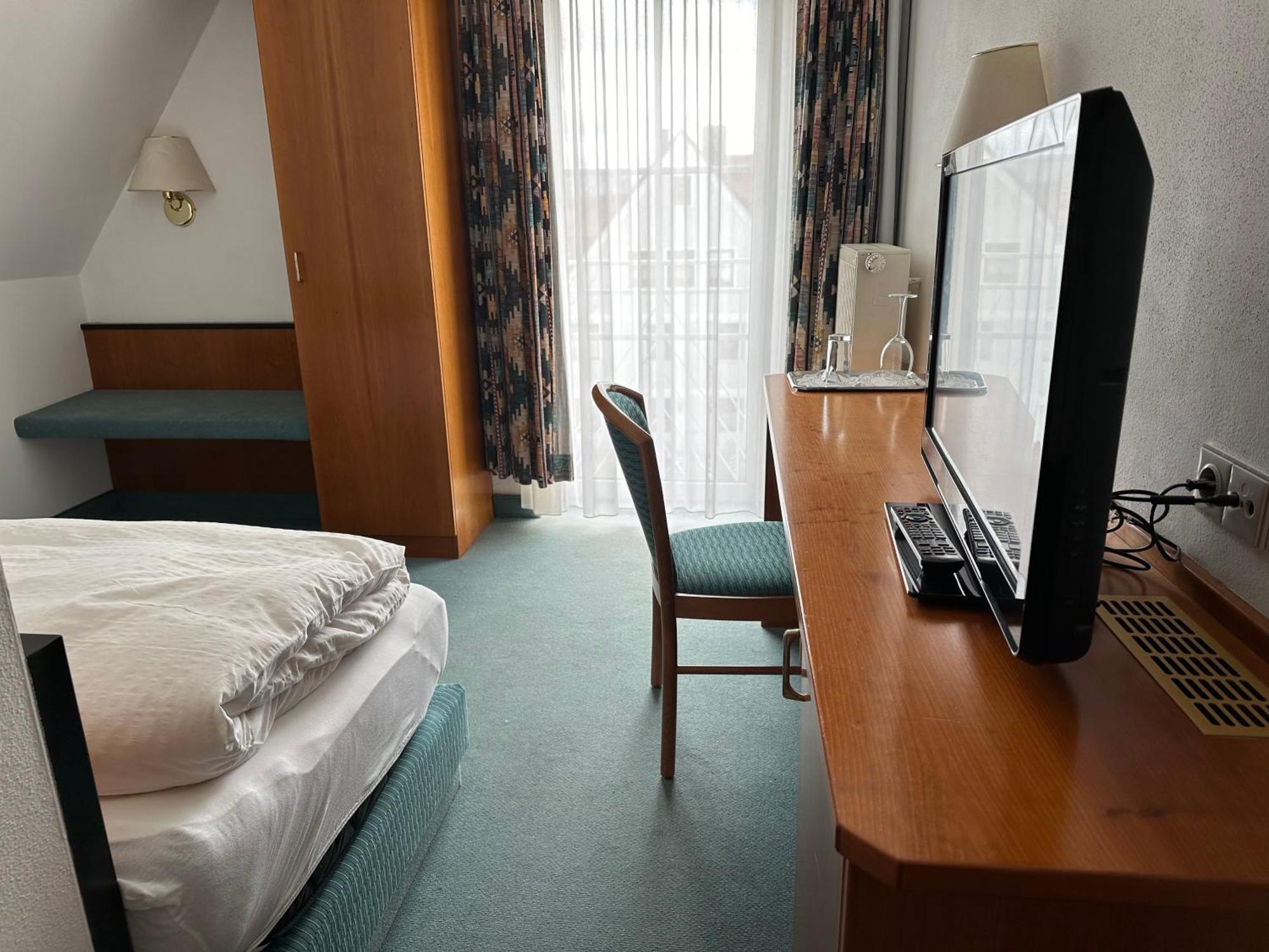 St Hotel Reichertshofen 外观 照片