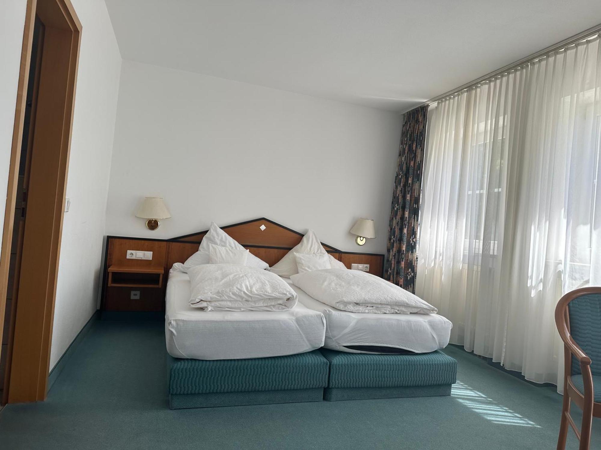St Hotel Reichertshofen 外观 照片